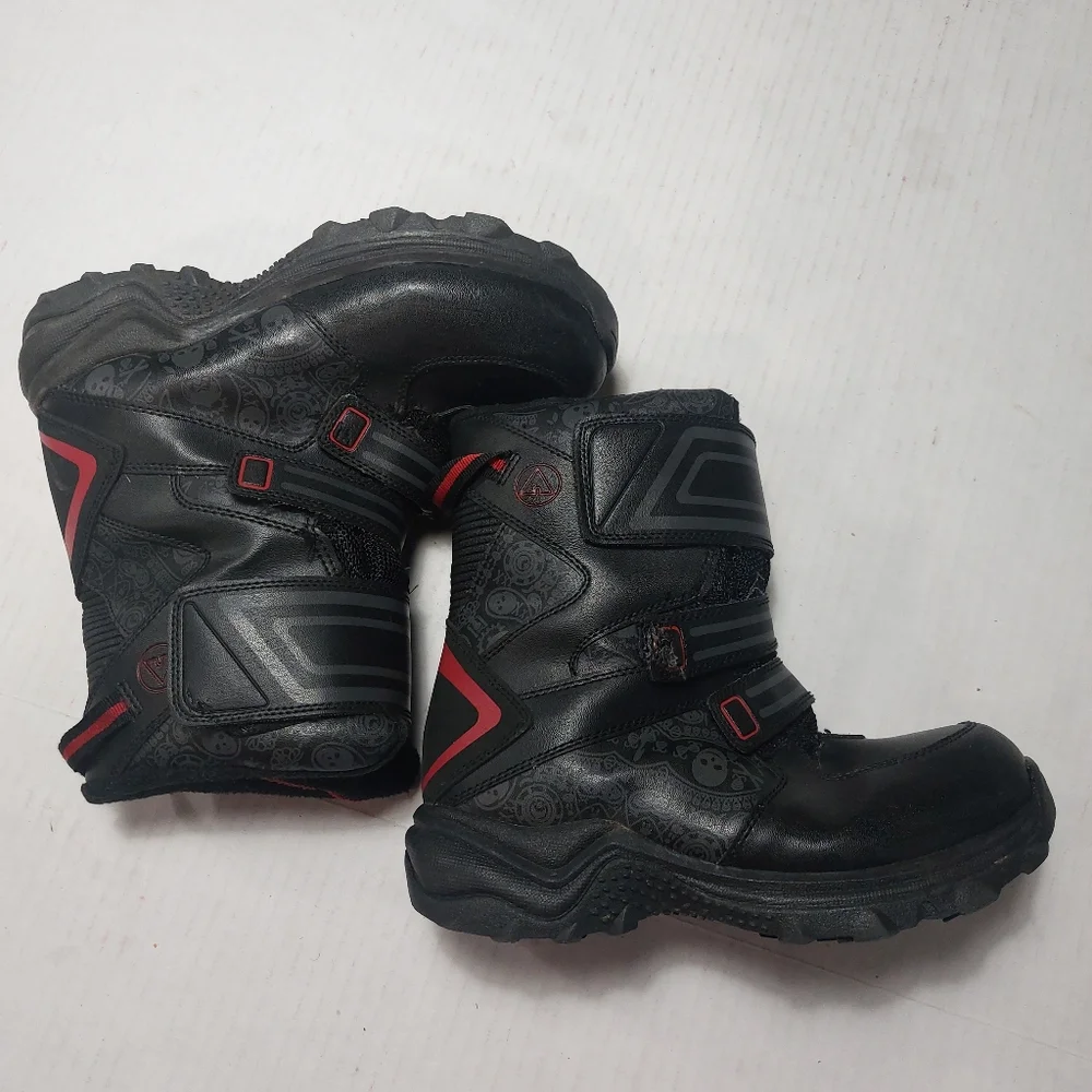 AIRWALK Black and Red Boots Size 6